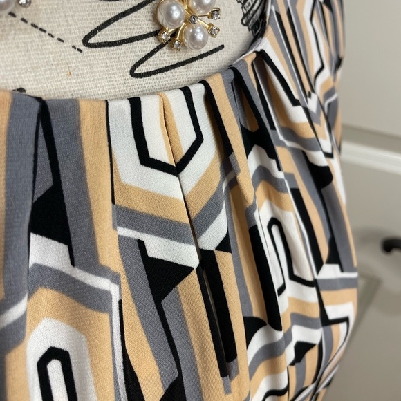 Calvin Klein Geometric Patterned Women's Top Size Large - Picture 4 of 9